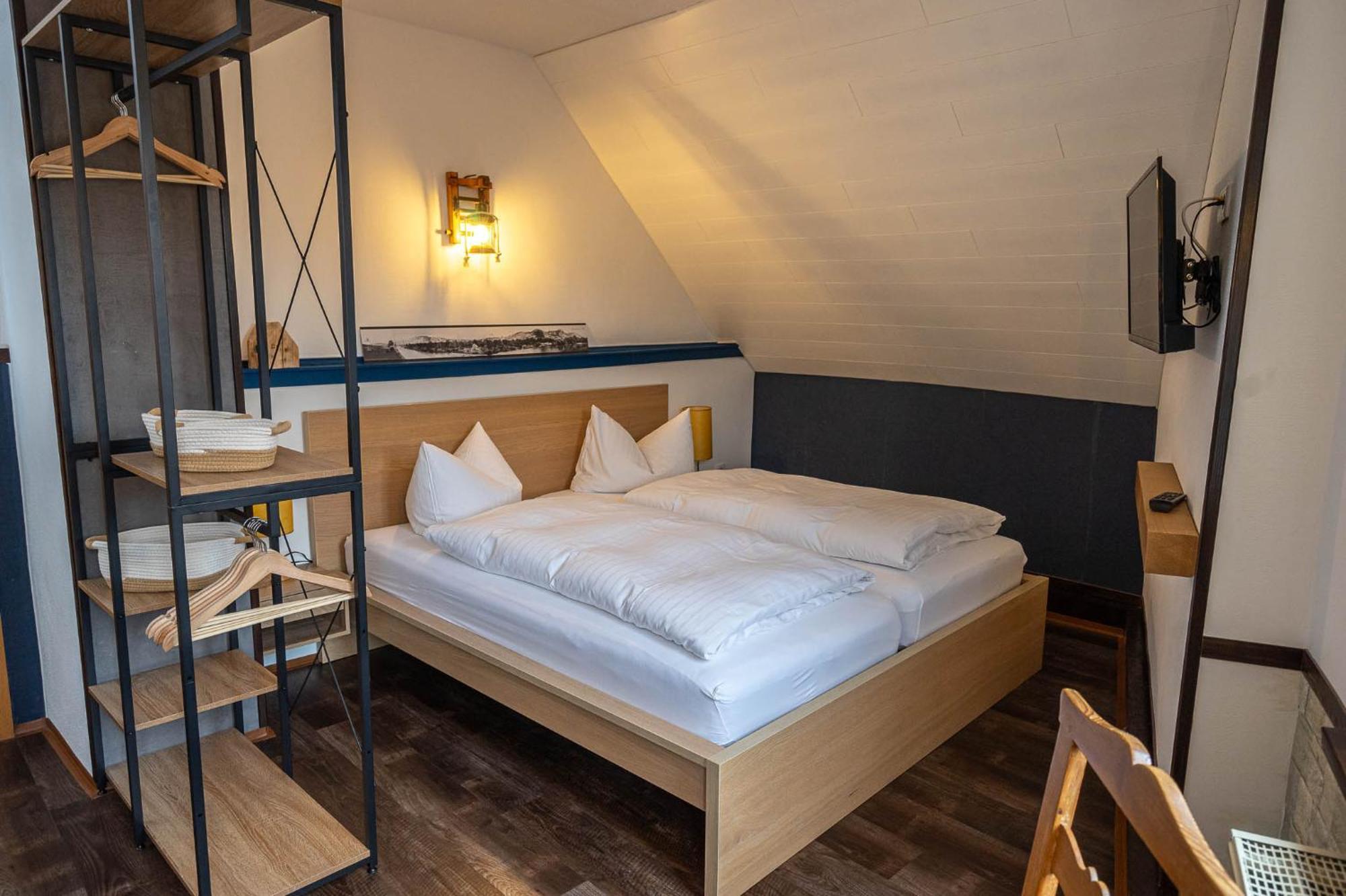 Doppelzimmer mit Zustellbett